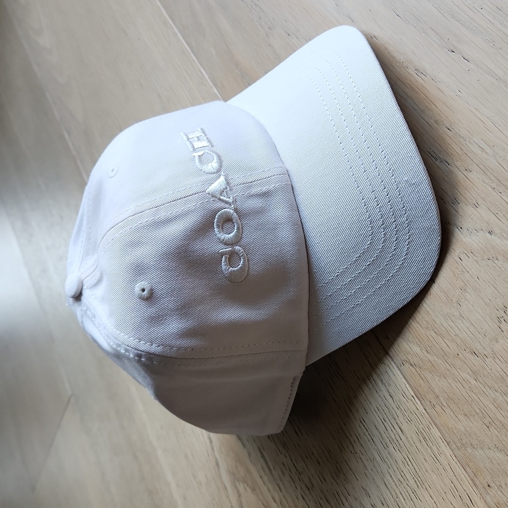 Coach Embrodered Baseball Hat in Chalk